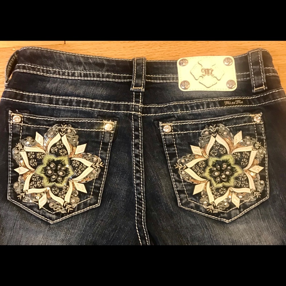 Miss Me Capri size 28